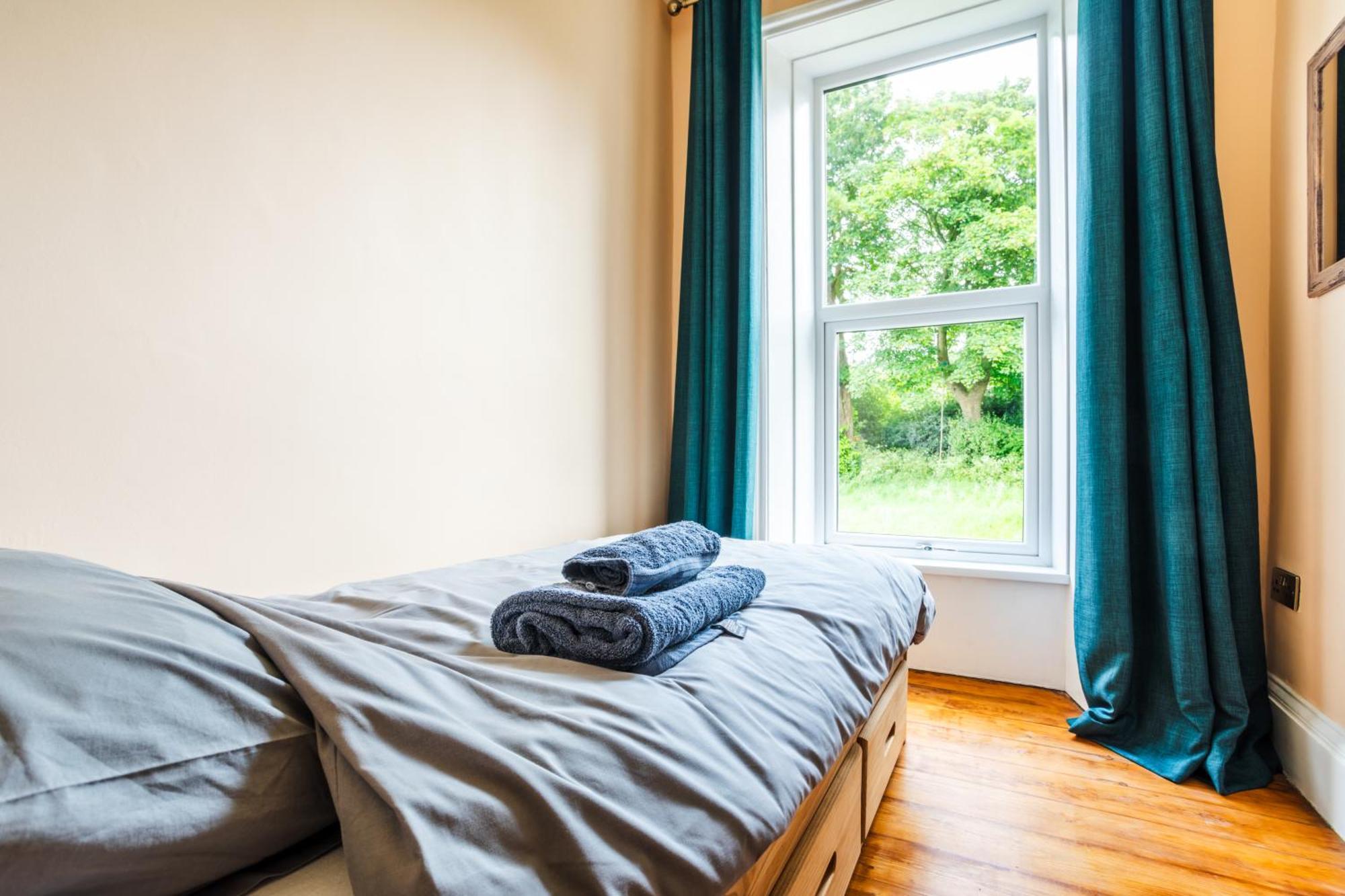 Holmfield House Villa Clayton West Dış mekan fotoğraf